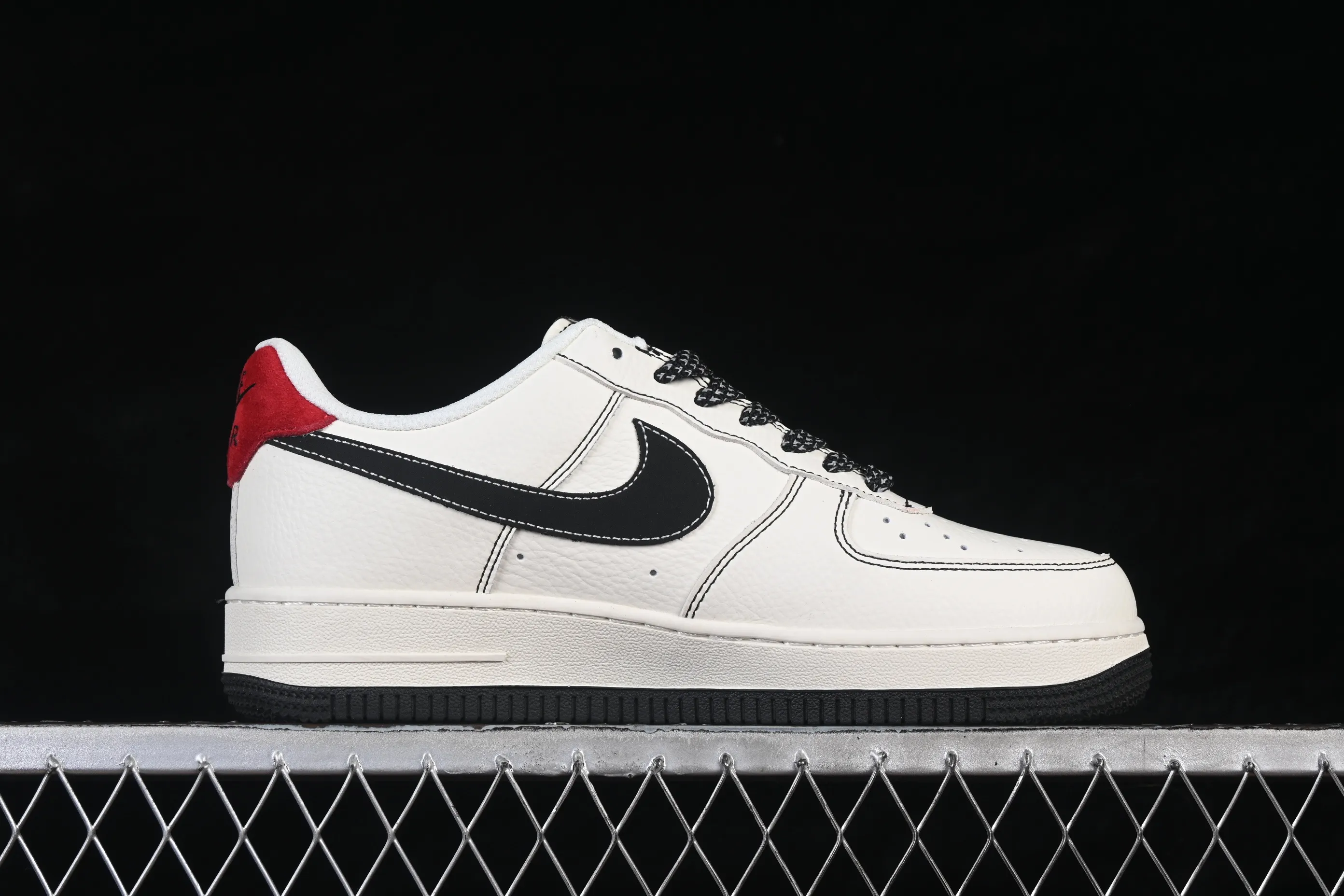 All Categories Nk Air Force 1 Air Force Series Nk Air Force 1 Low Air Force Low Nike Air Force 1'07 Low Retro Contrast Color Air Force One Low Casual Shoes MM3399-805